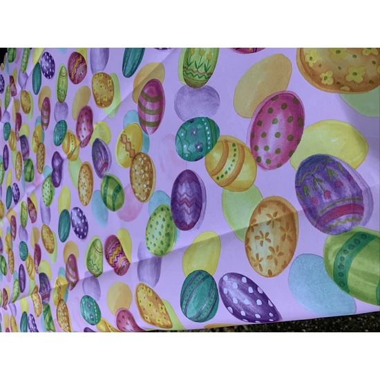 Asztalterítő-abrosz húsvéti hangulatú színes tojásokkal 120X160cm 