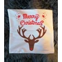 Kép 2/2 - Fehér párnahuzat "Merry Christmas" felirattal  és  szarvas figurával